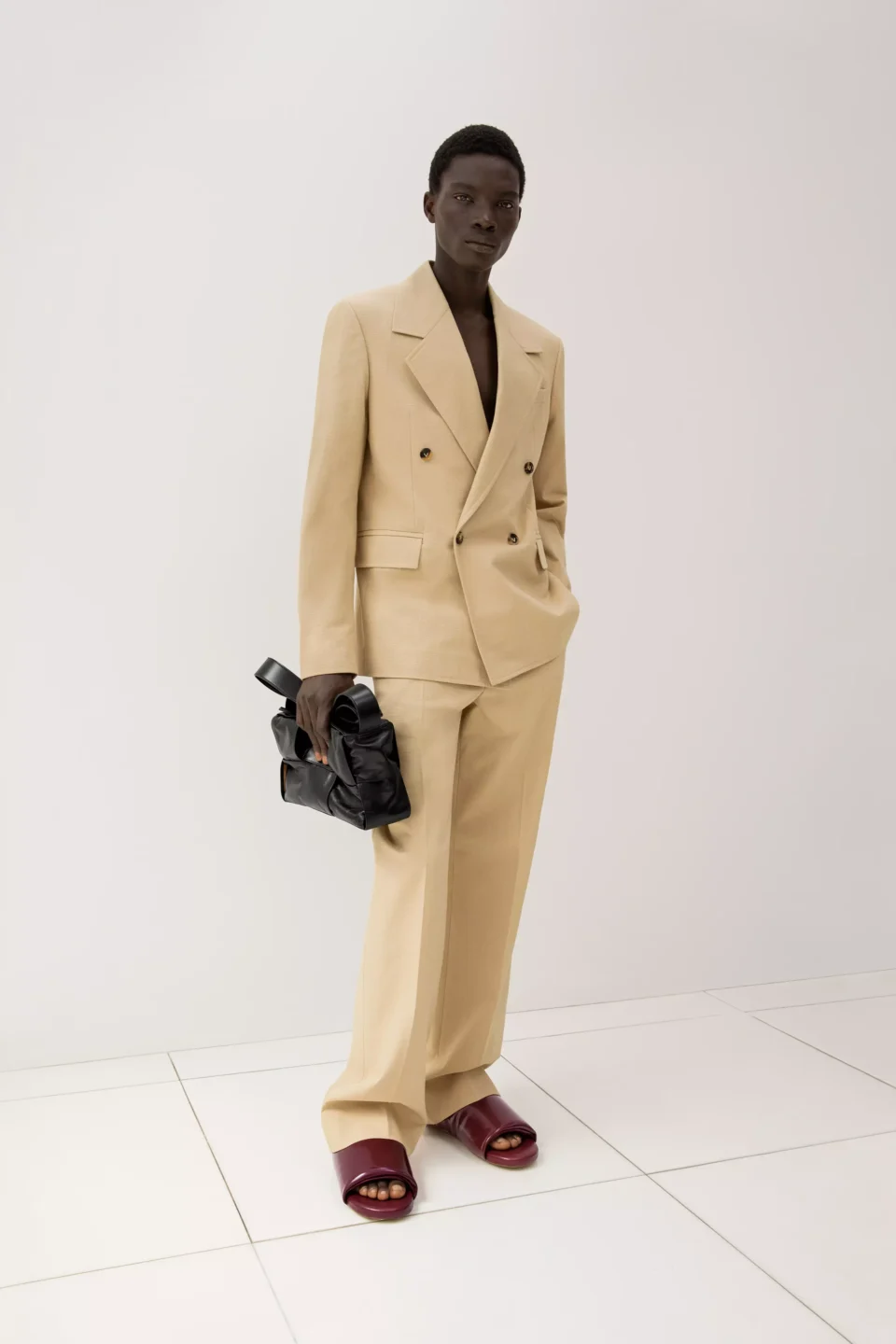 AnyConv.com__Bottega_Veneta_PS23_Vogue_018