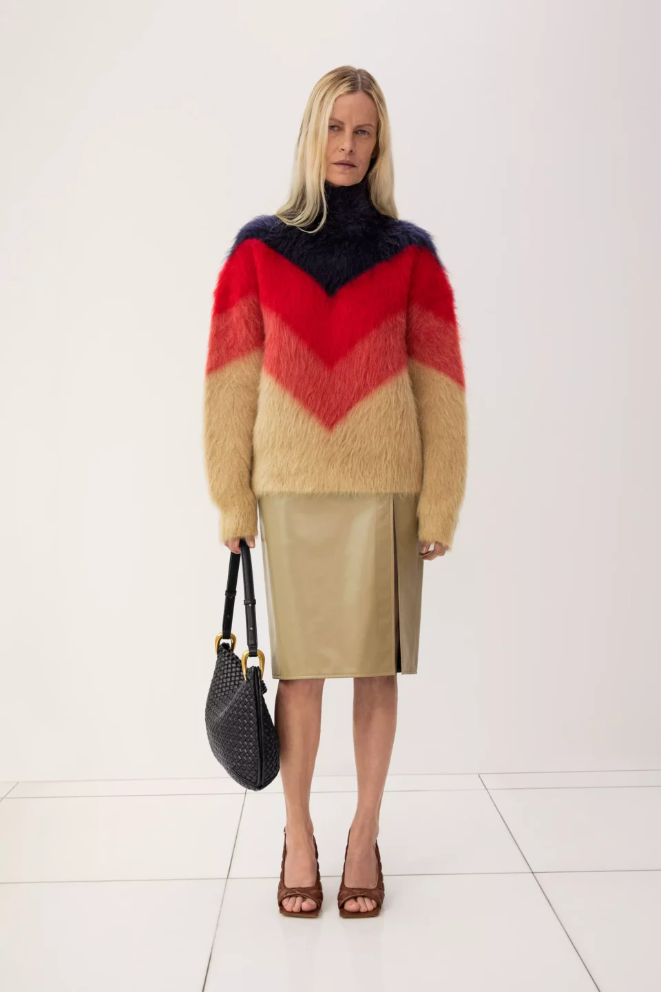 AnyConv.com__Bottega_Veneta_PS23_Vogue_021