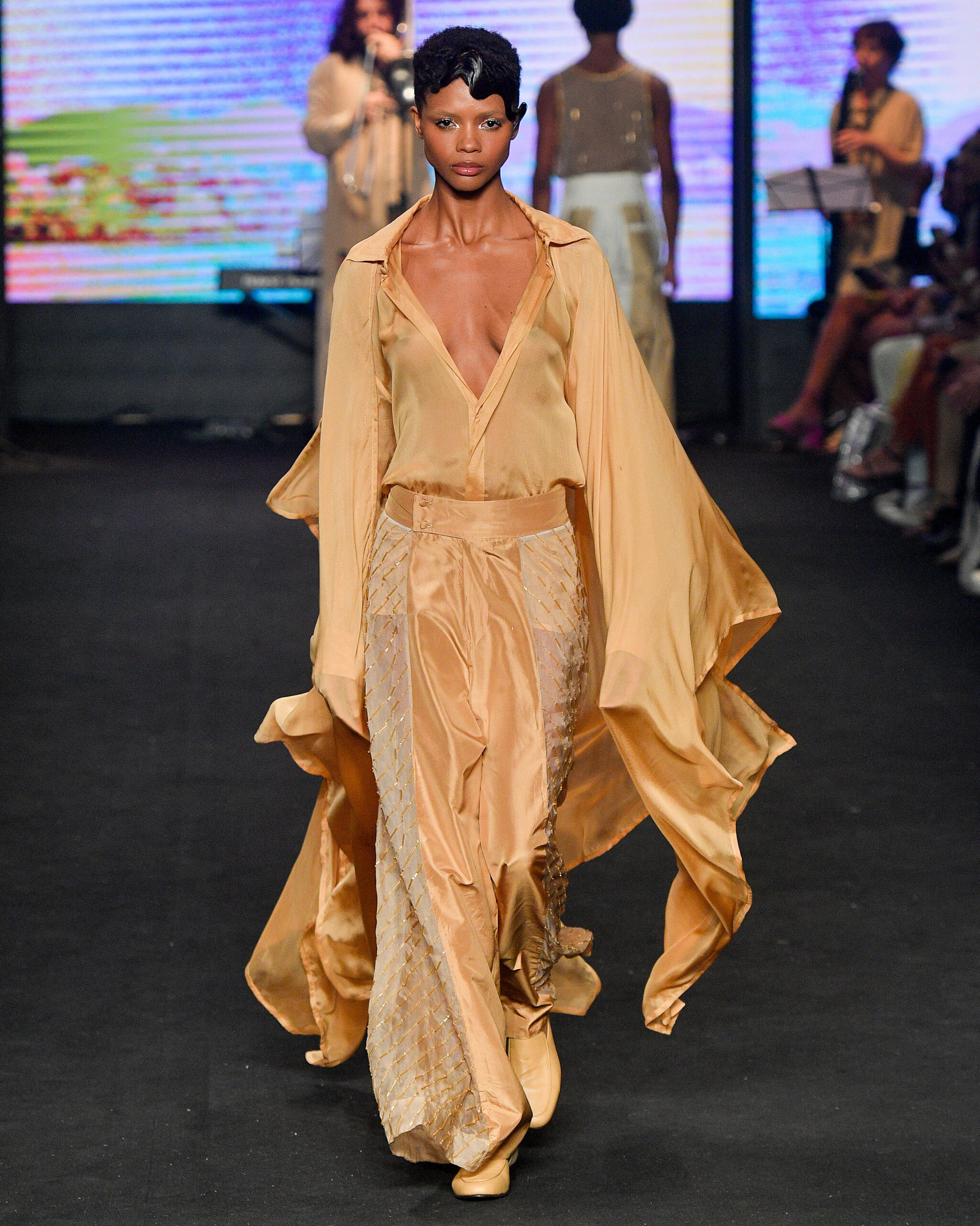 Handred

SPFW N54

Marcelo Soubhia / @agfotosite