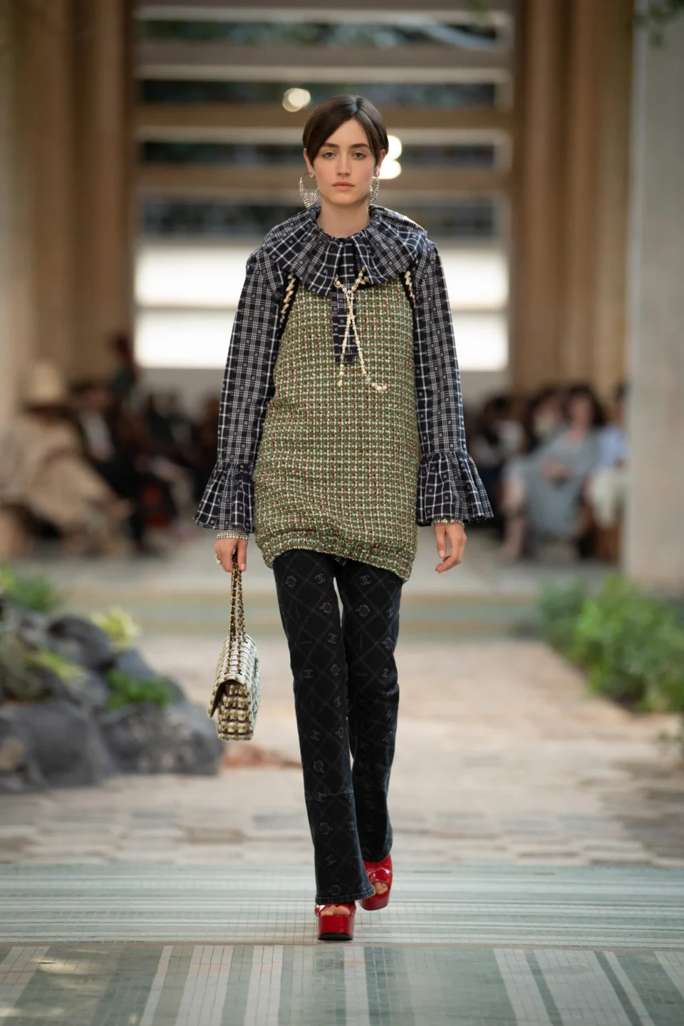 00034-chanel-pre-fall-2023-credit-brand