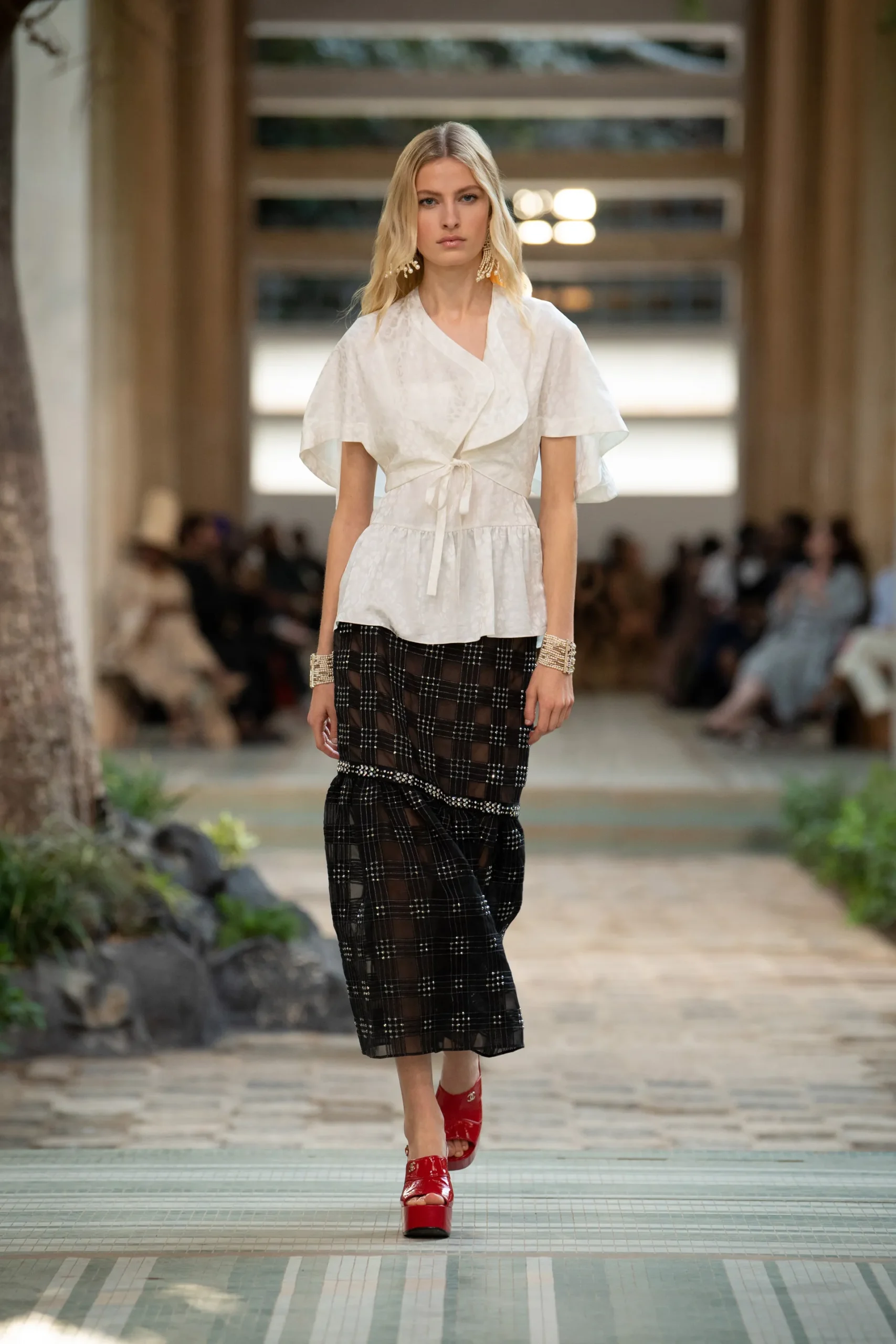 00041-chanel-pre-fall-2023-credit-brand