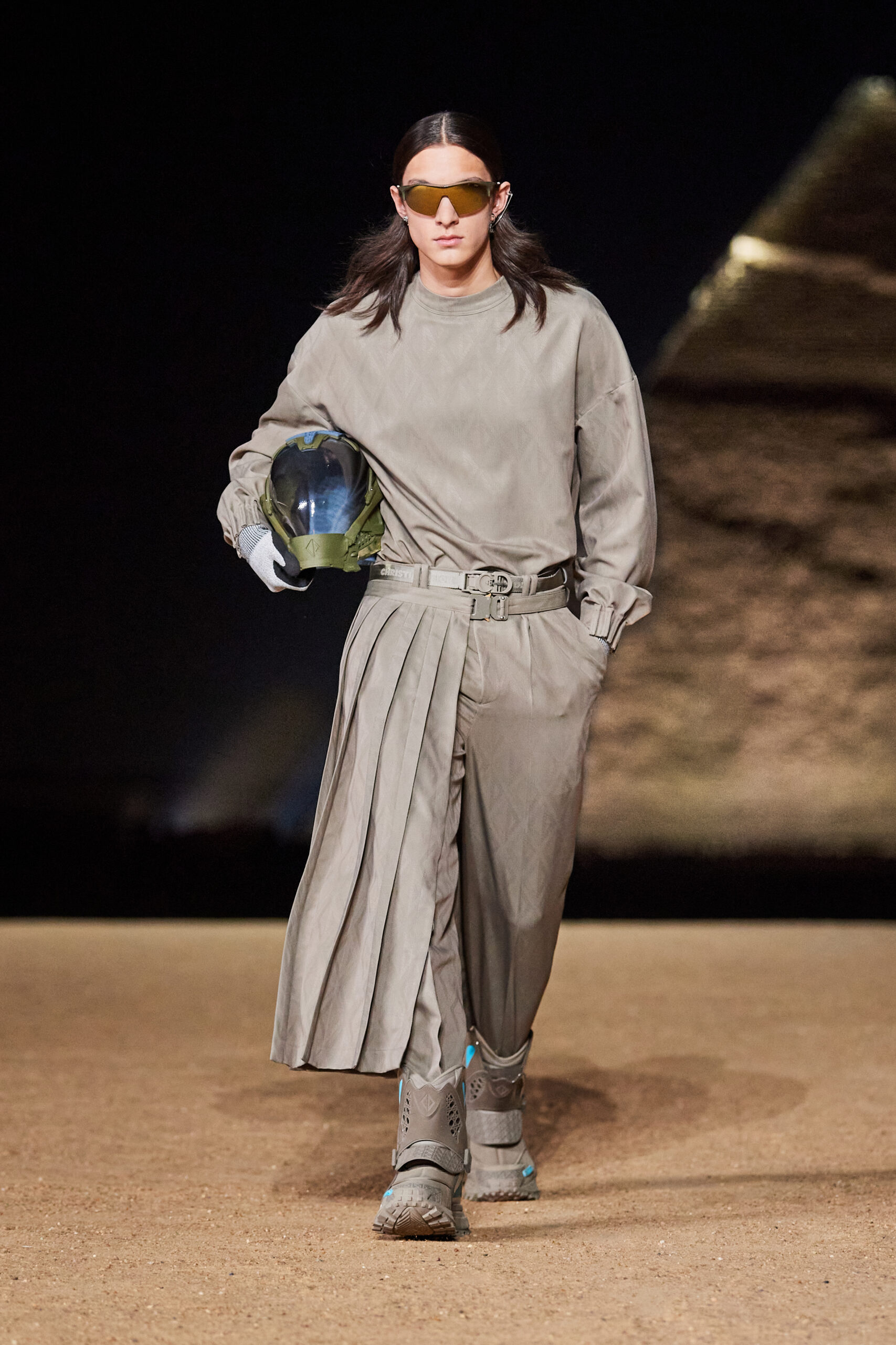 LOOK36