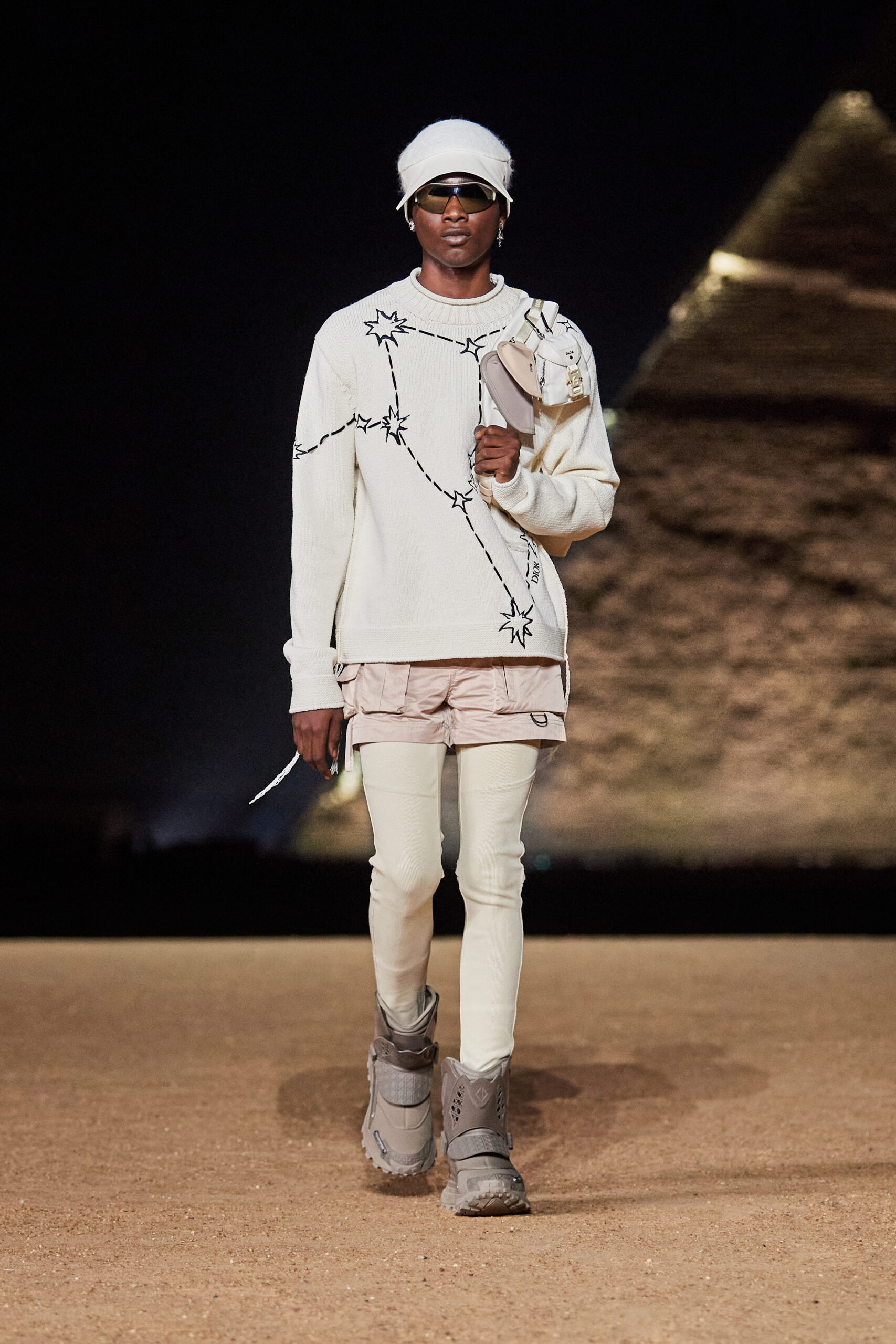 LOOK37