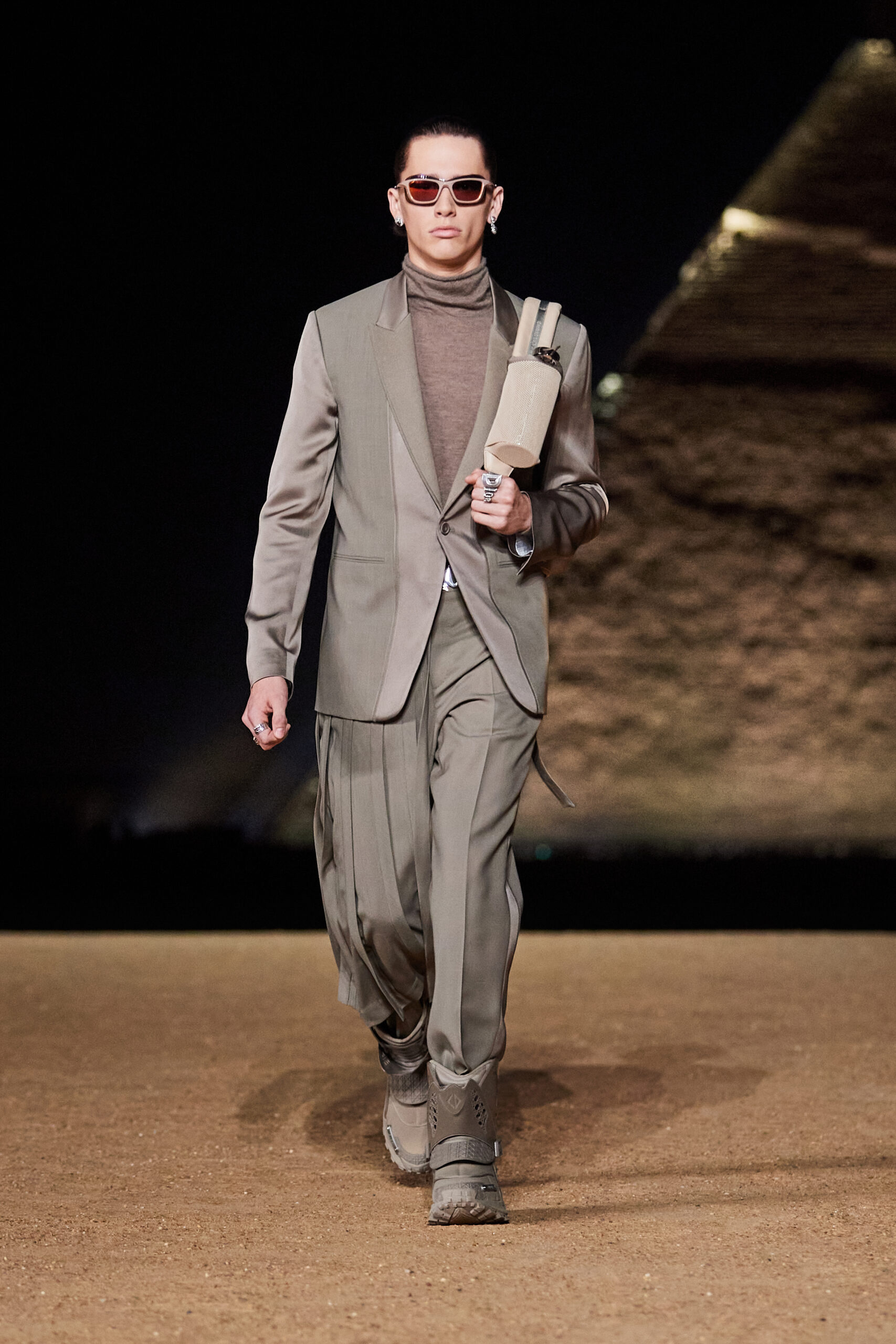 LOOK39