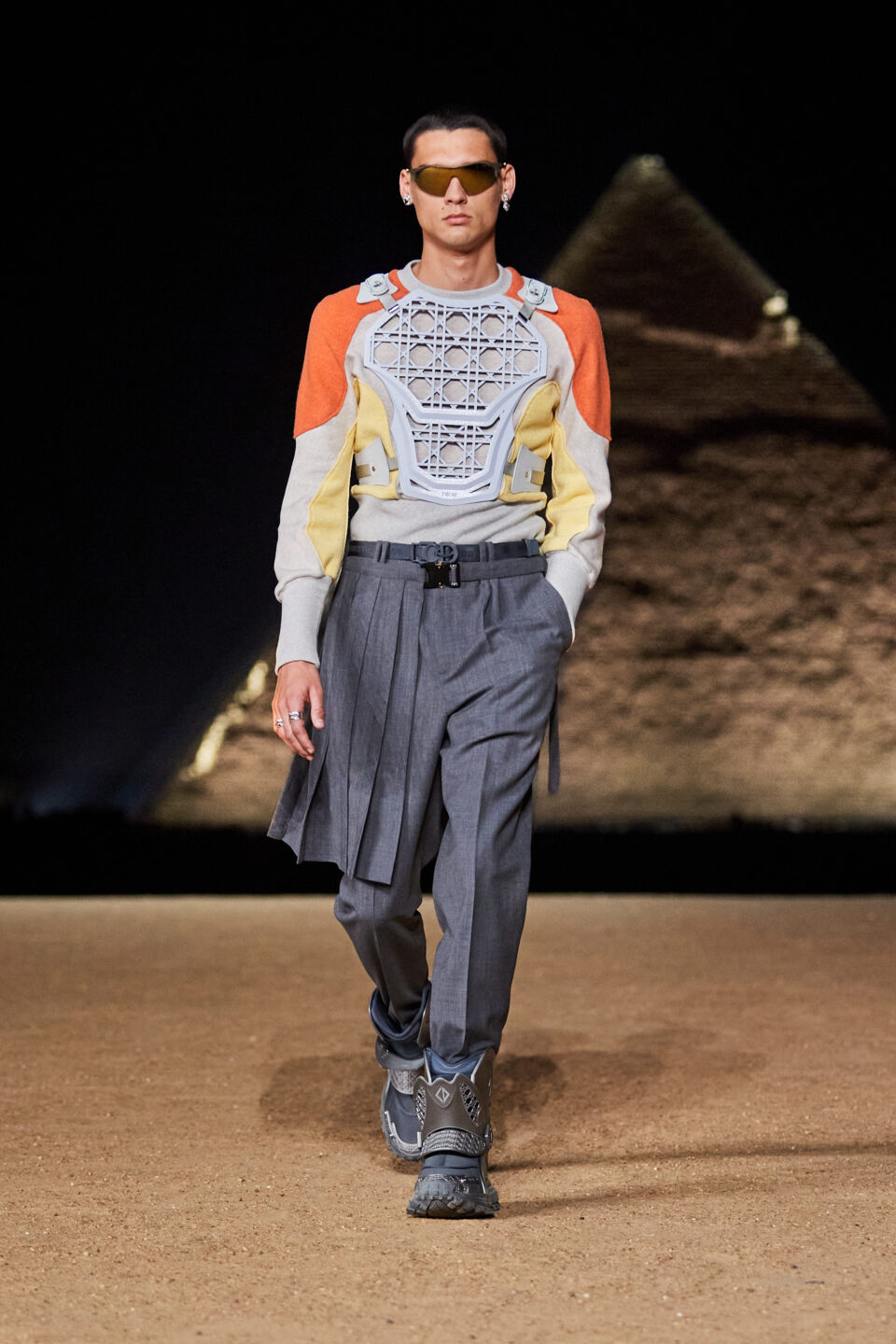 LOOK47