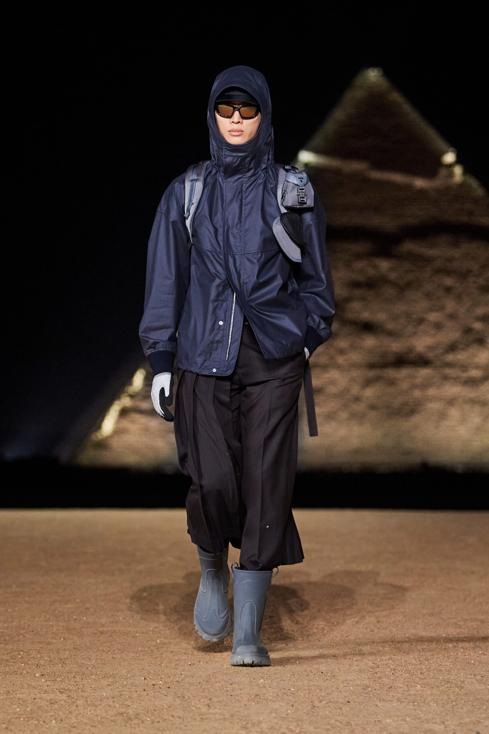 LOOK62