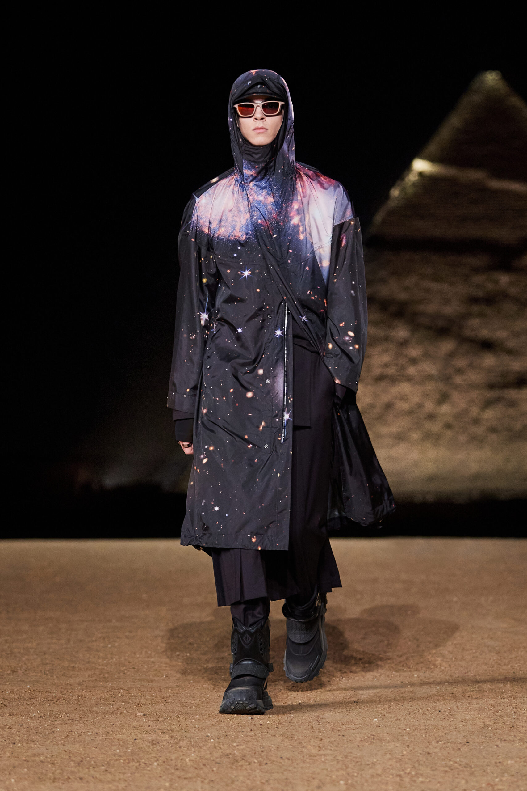 LOOK70
