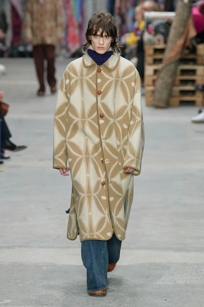 00001-etro-fall-2023-menswear-credit-gorunway