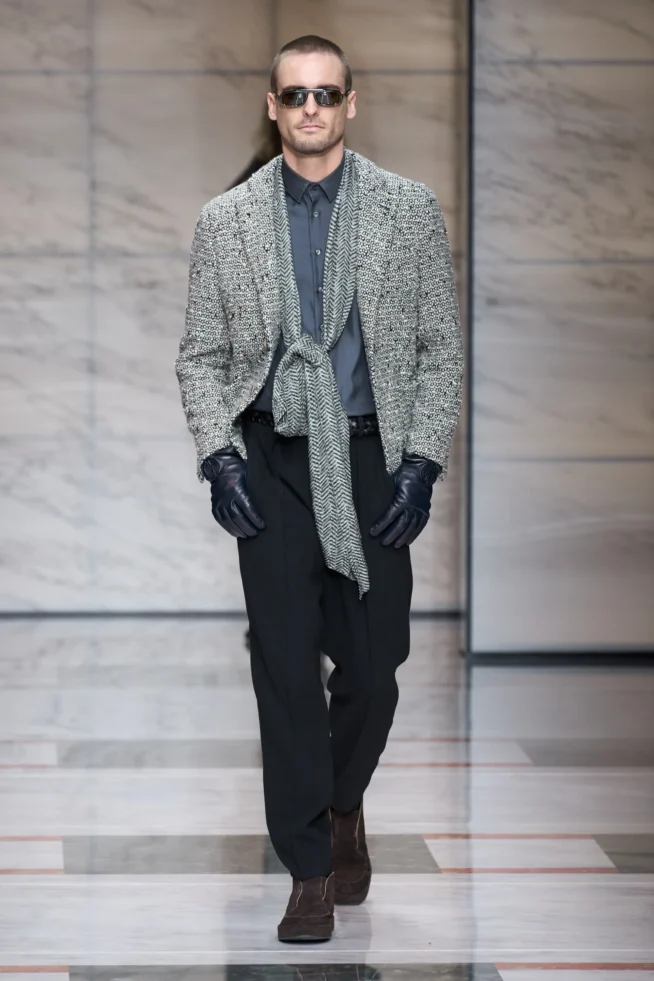 00001-giorgio-armani-fall-2023-menswear-credit-gorunway