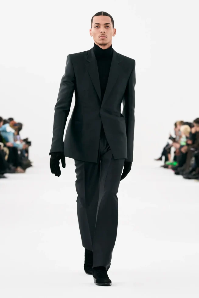 00001-givenchy-fall-2023-mens-credit-gorunway