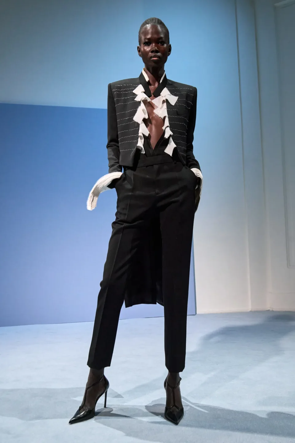 00002-jean-paul-gaultier-spring-2023-couture-gorunway