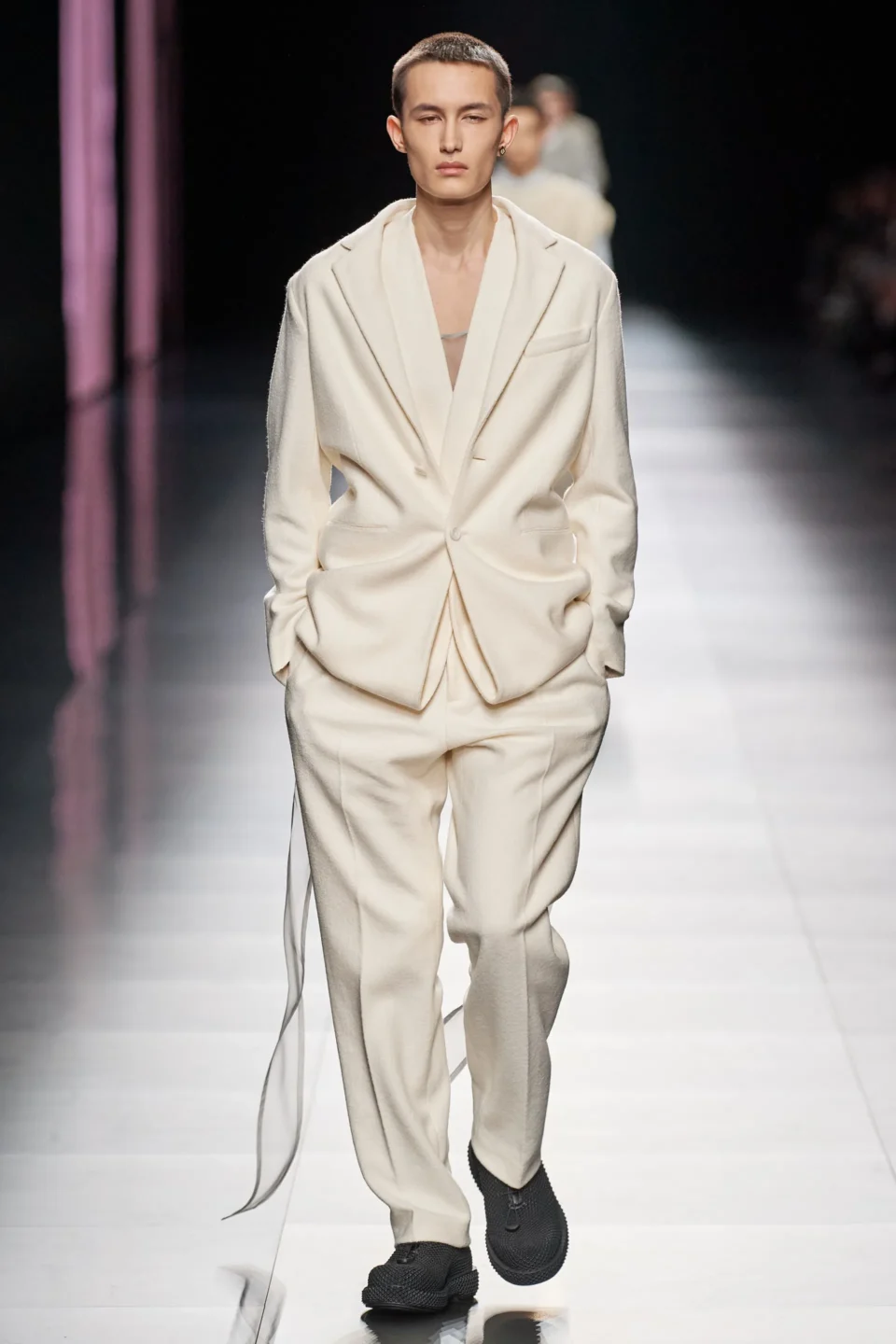 00003-dior-fall-2023-menswear-credit-gorunway