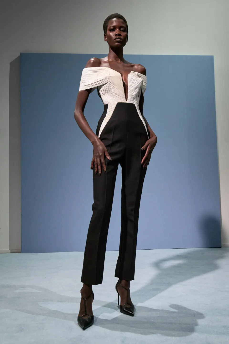 00003-jean-paul-gaultier-spring-2023-couture-gorunway