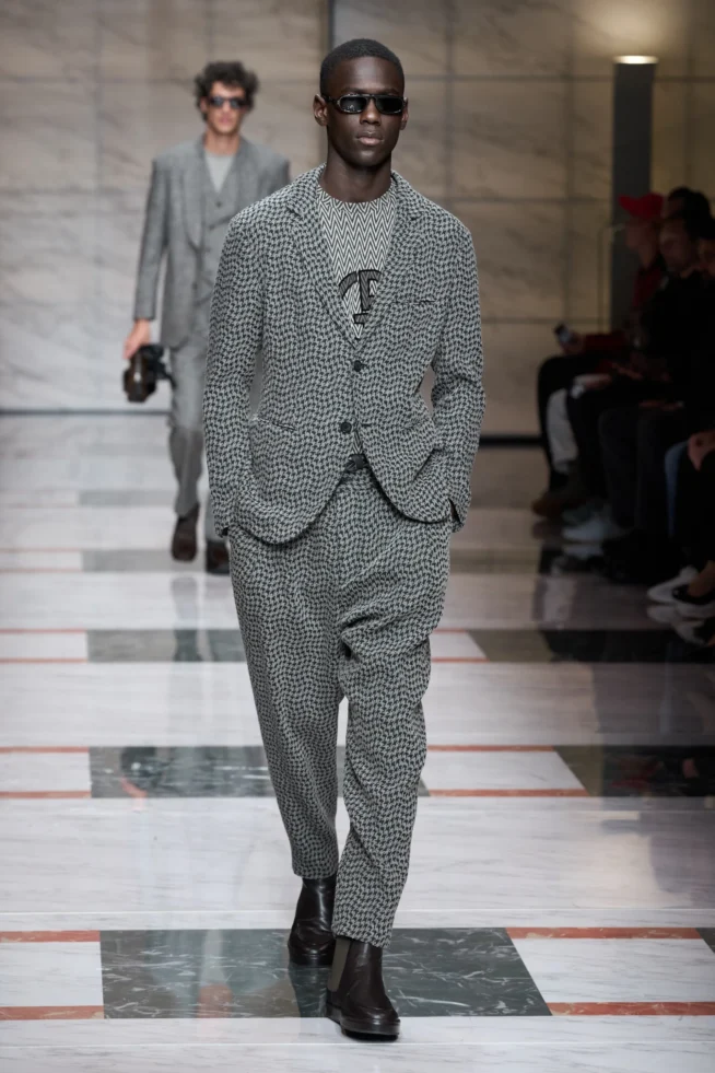 00004-giorgio-armani-fall-2023-menswear-credit-gorunway