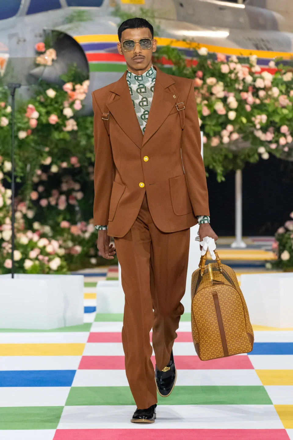 00005-casablanca-fall-2023-mens-credit-gorunway