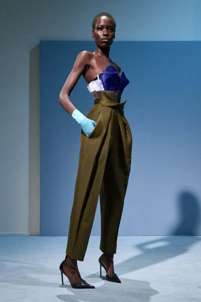 00005-jean-paul-gaultier-spring-2023-couture-gorunway