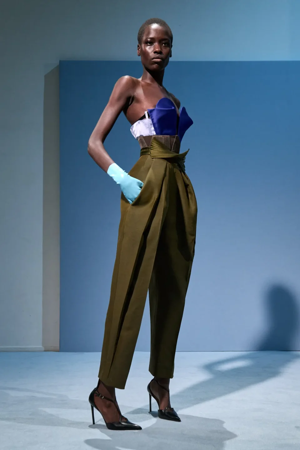 00005-jean-paul-gaultier-spring-2023-couture-gorunway