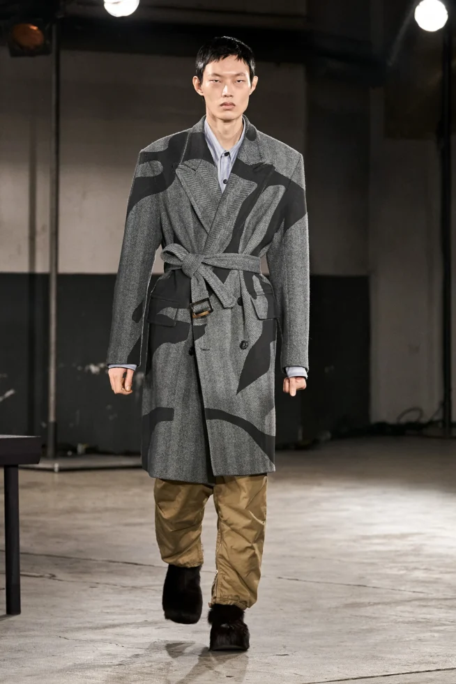 00006-dries-van-noten-fall-2023-menswear-credit-gorunway