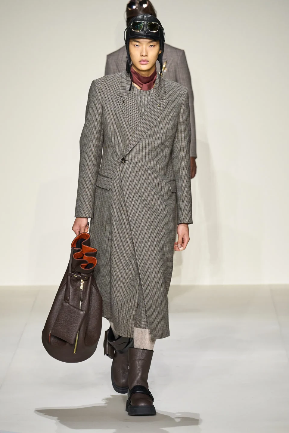 00007-emporio-armani-fall-2023-mens-credit-gorunway