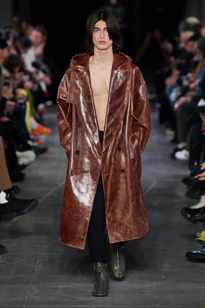 00008-jw-anderson-prefall-2023-credit-gorunway