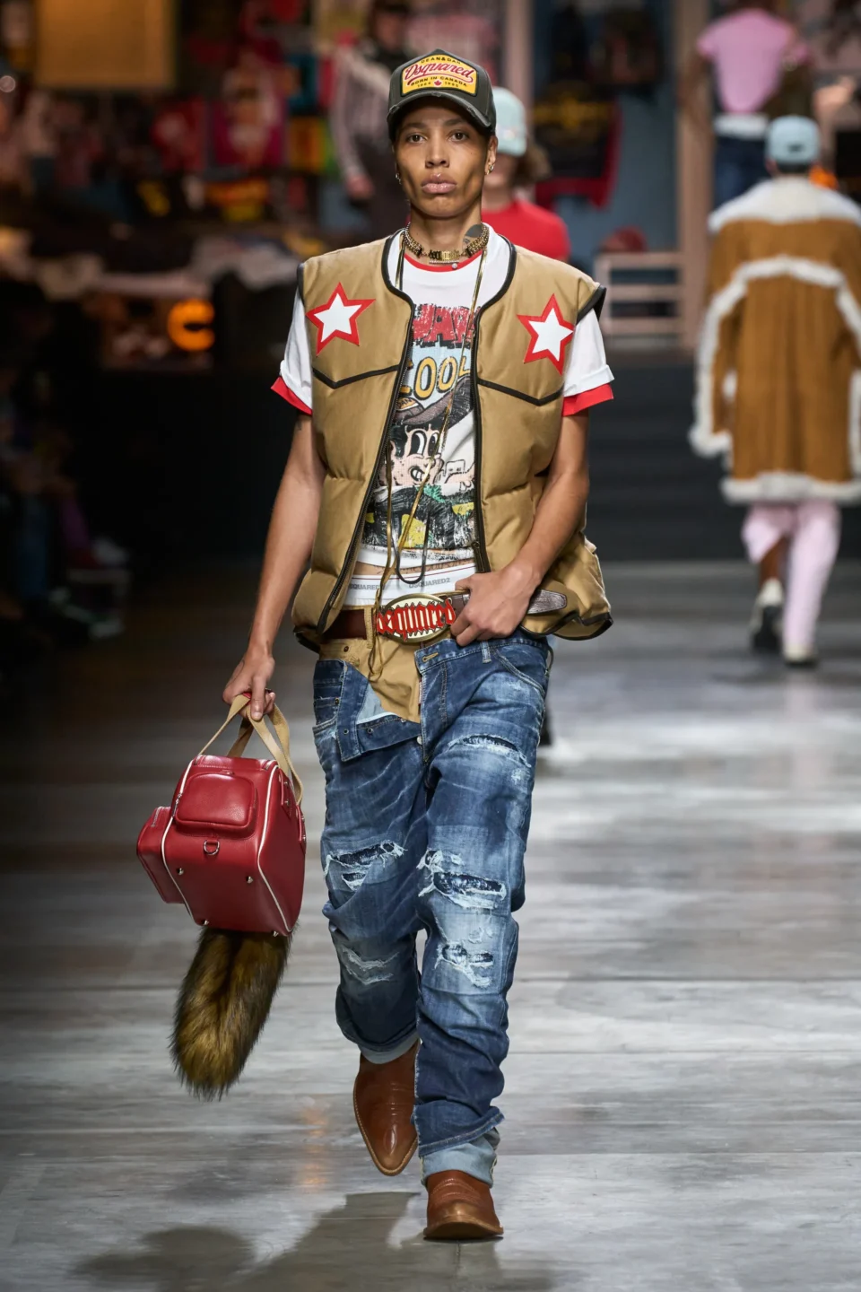 00009-dsquared2-fall-2023-mens-credit-gorunway