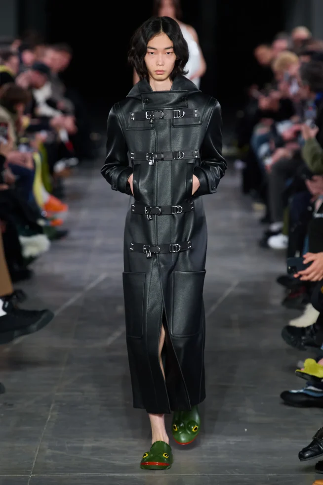 00009-jw-anderson-prefall-2023-credit-gorunway