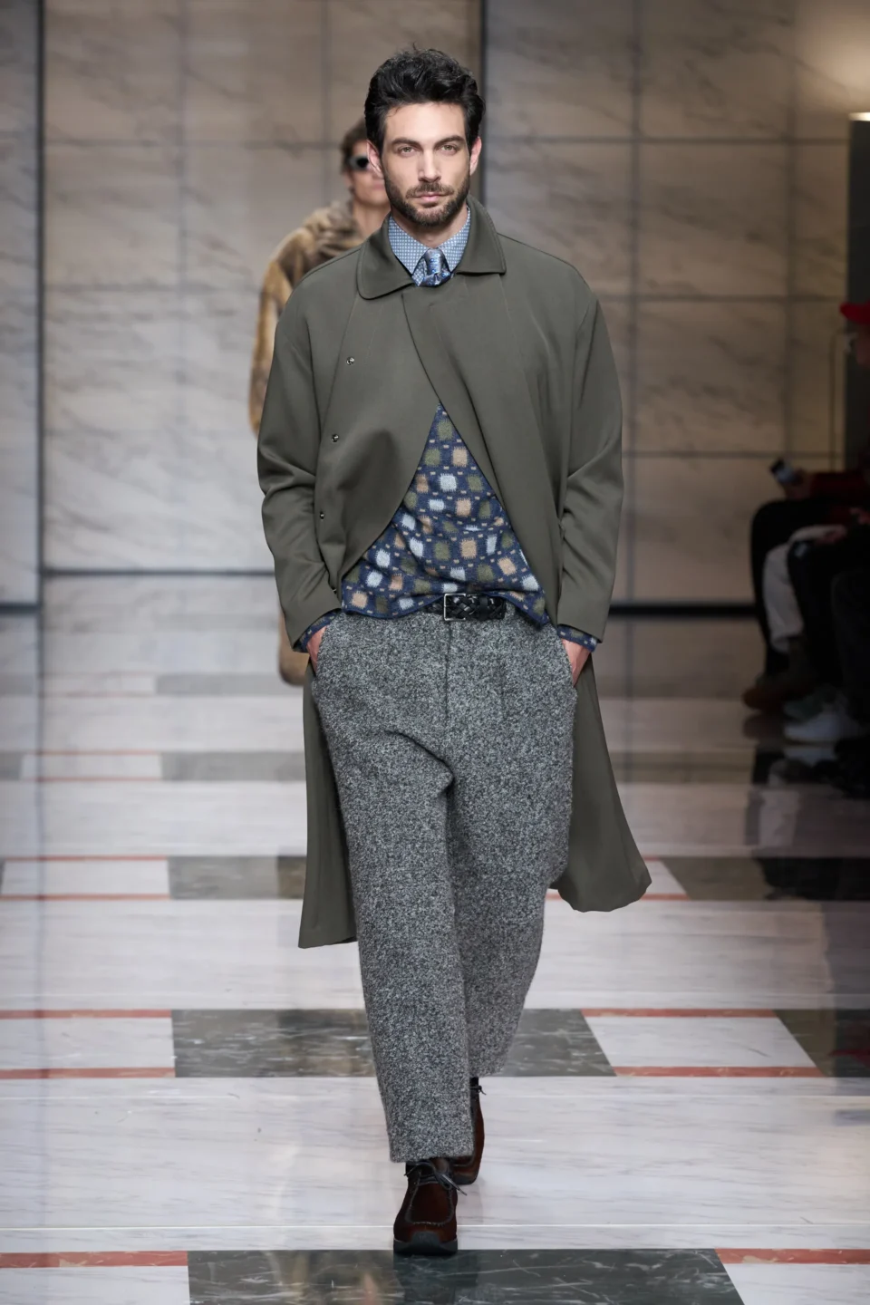 00011-giorgio-armani-fall-2023-menswear-credit-gorunway