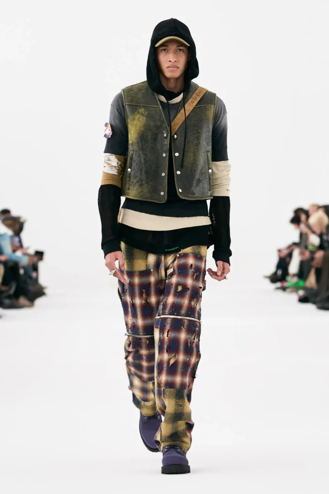 00011-givenchy-fall-2023-mens-credit-gorunway