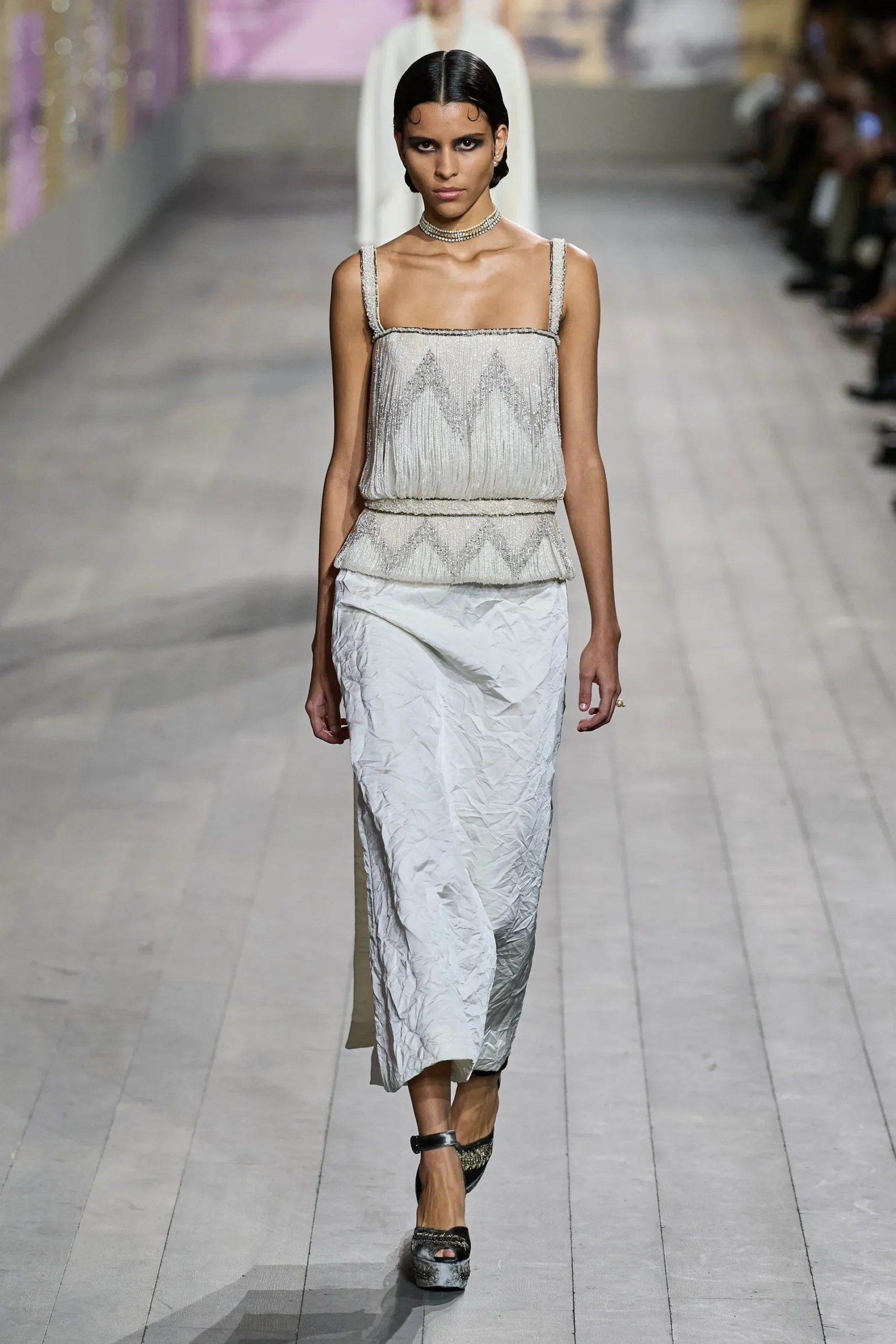 00012-christian-dior-spring-2023-couture-gorunway