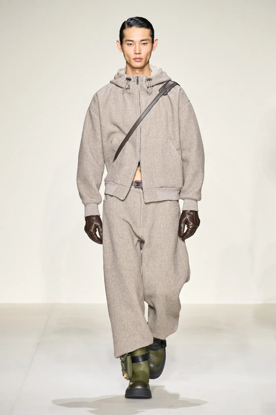00013-emporio-armani-fall-2023-mens-credit-gorunway