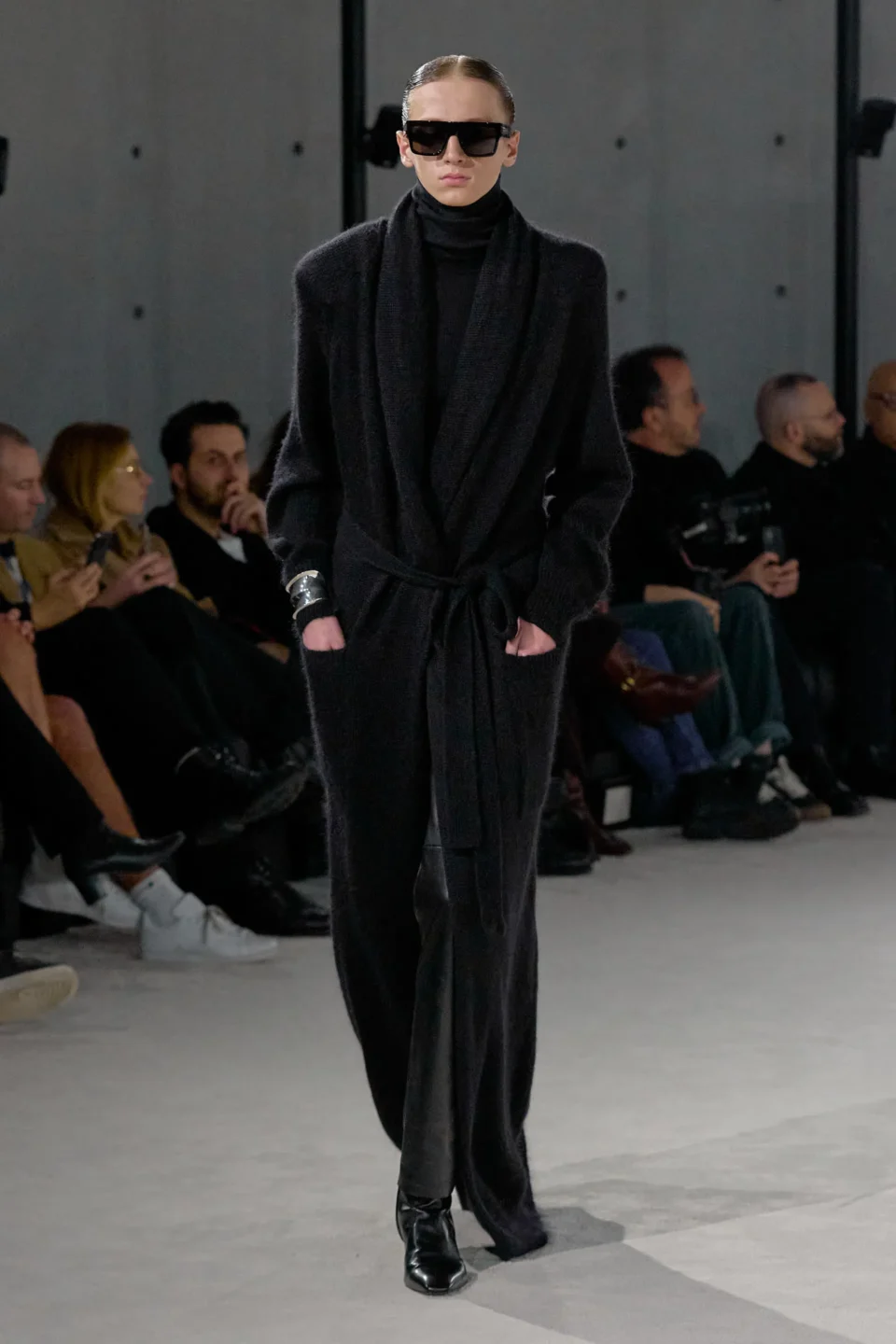 00013-saint-laurent-fall-2023-mens-credit-gorunway