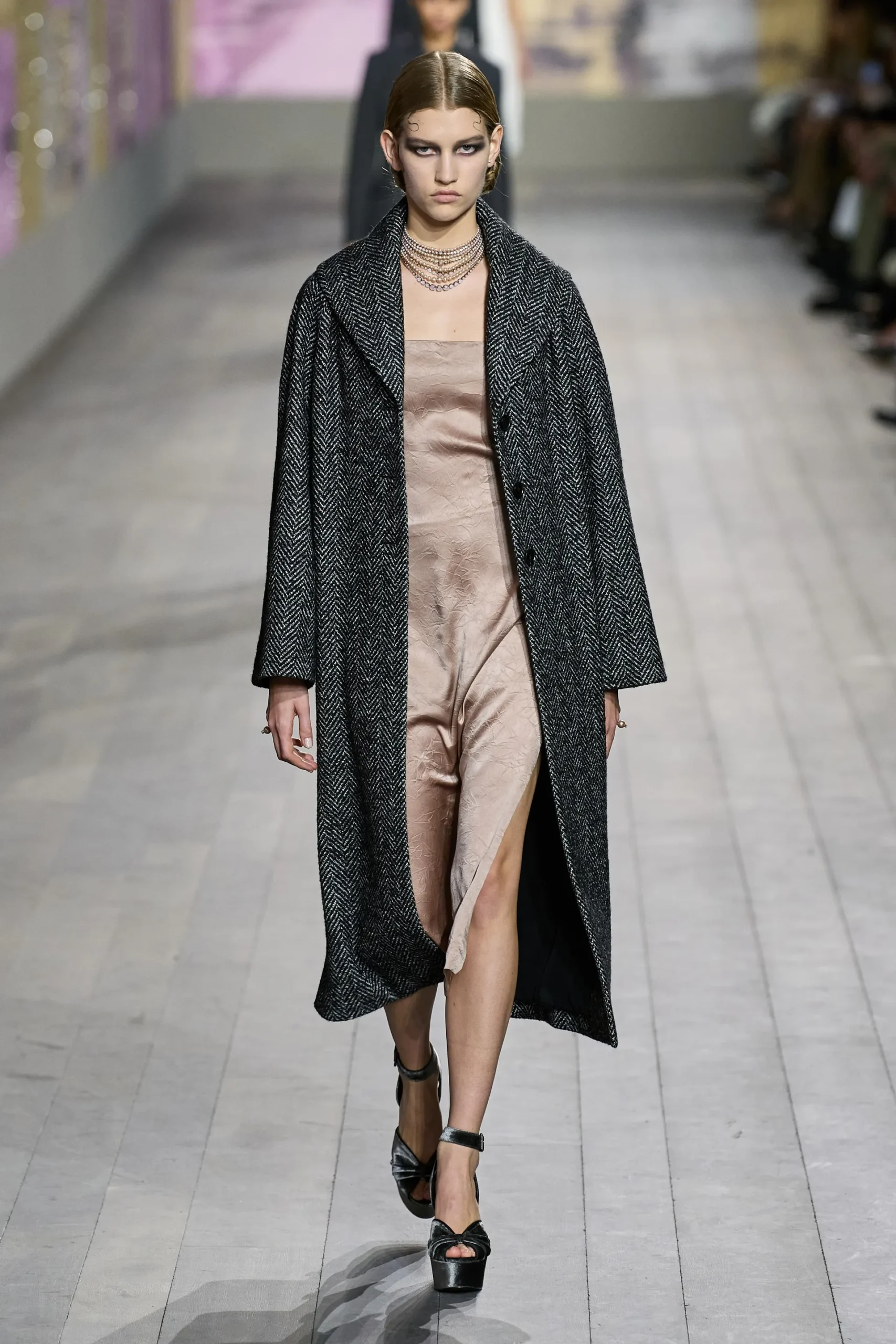 00015-christian-dior-spring-2023-couture-gorunway