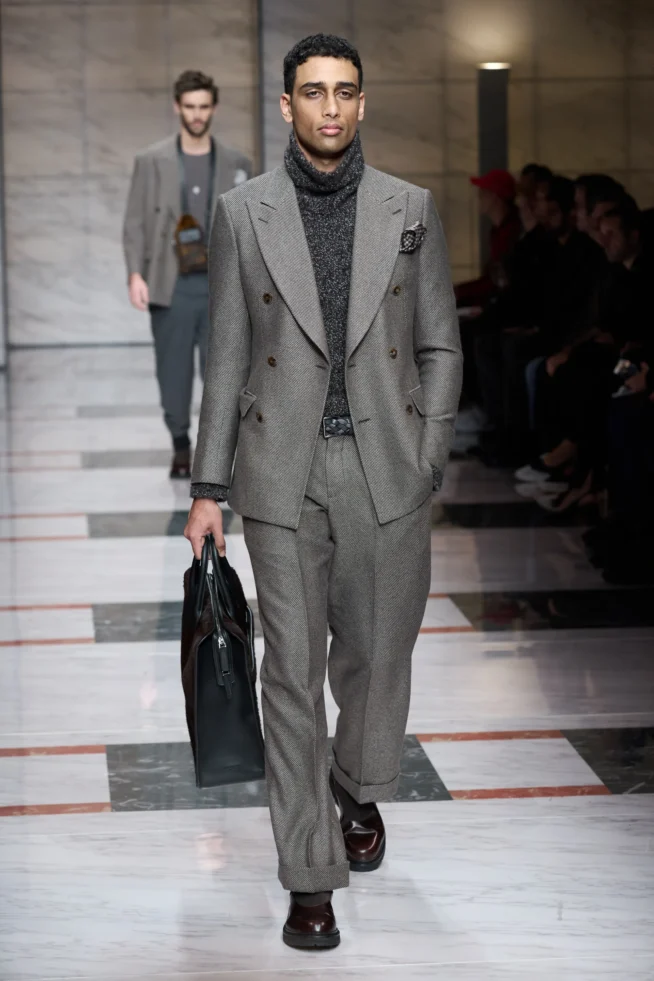 00016-giorgio-armani-fall-2023-menswear-credit-gorunway