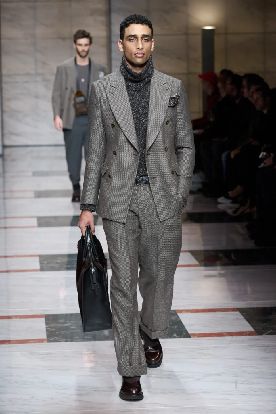 00016-giorgio-armani-fall-2023-menswear-credit-gorunway