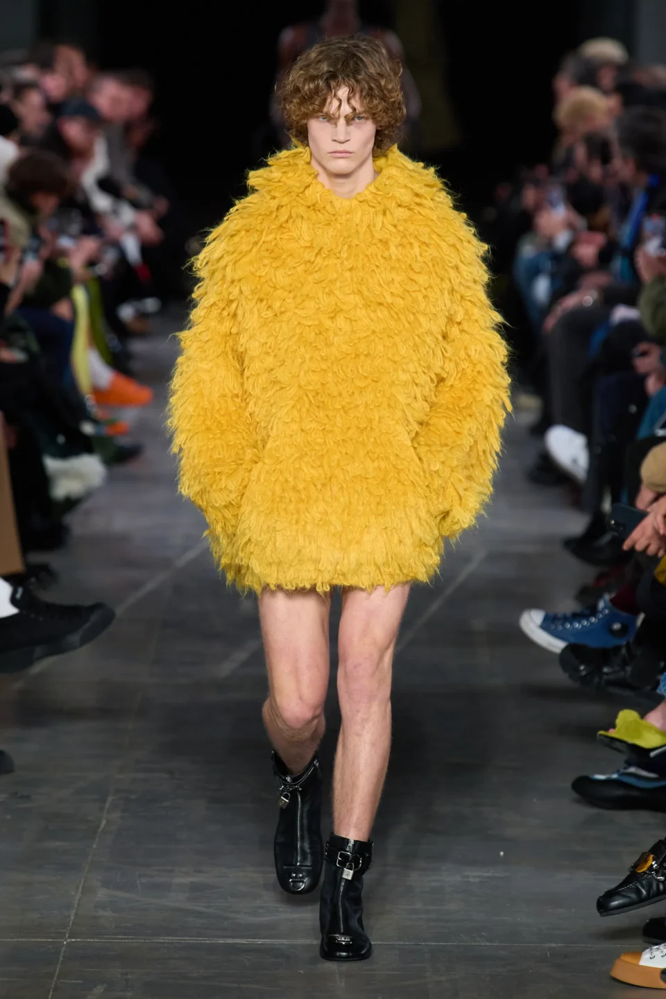 00016-jw-anderson-prefall-2023-credit-gorunway