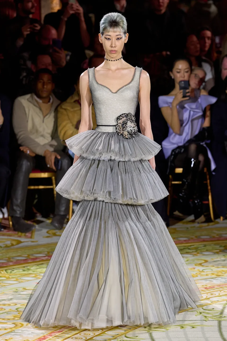 00016-viktor-and-rolf-couture-spring-2023-gorunway-brand