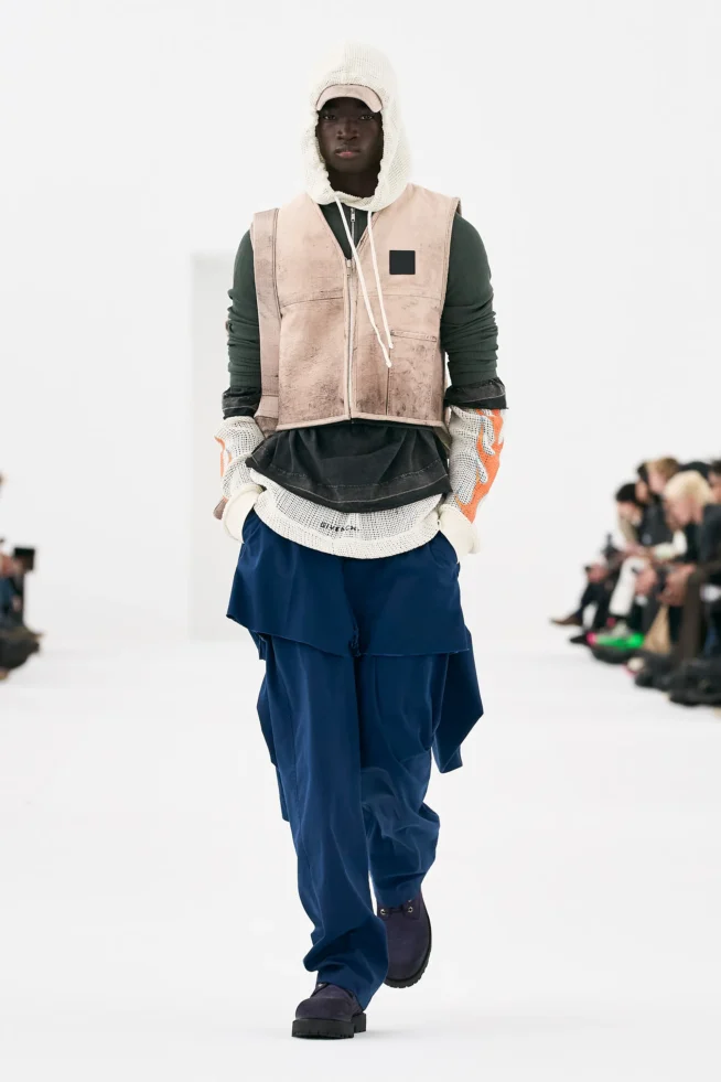 00018-givenchy-fall-2023-mens-credit-gorunway