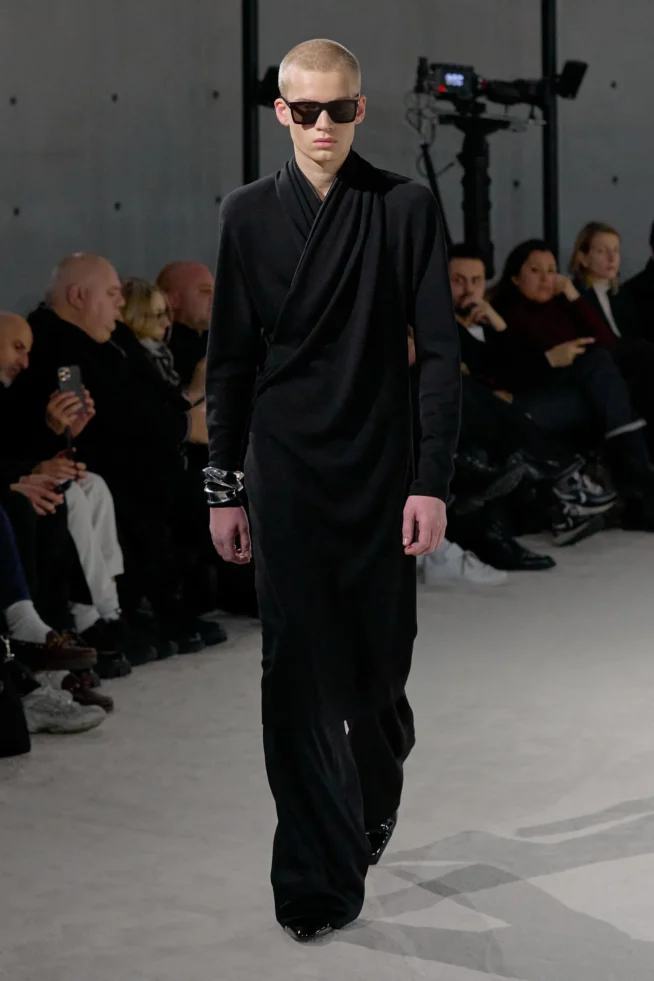 00018-saint-laurent-fall-2023-mens-credit-gorunway