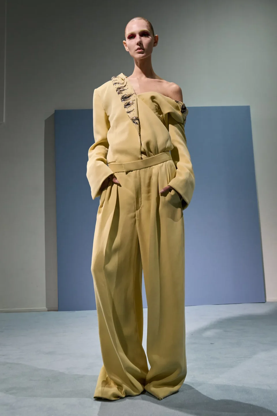 00019-jean-paul-gaultier-spring-2023-couture-gorunway