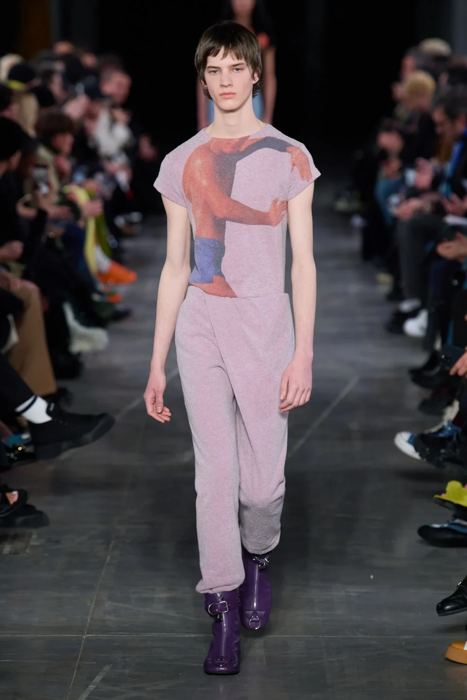00019-jw-anderson-prefall-2023-credit-gorunway