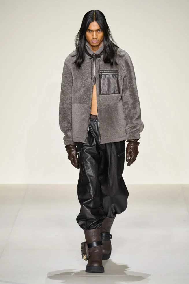 00020-emporio-armani-fall-2023-mens-credit-gorunway