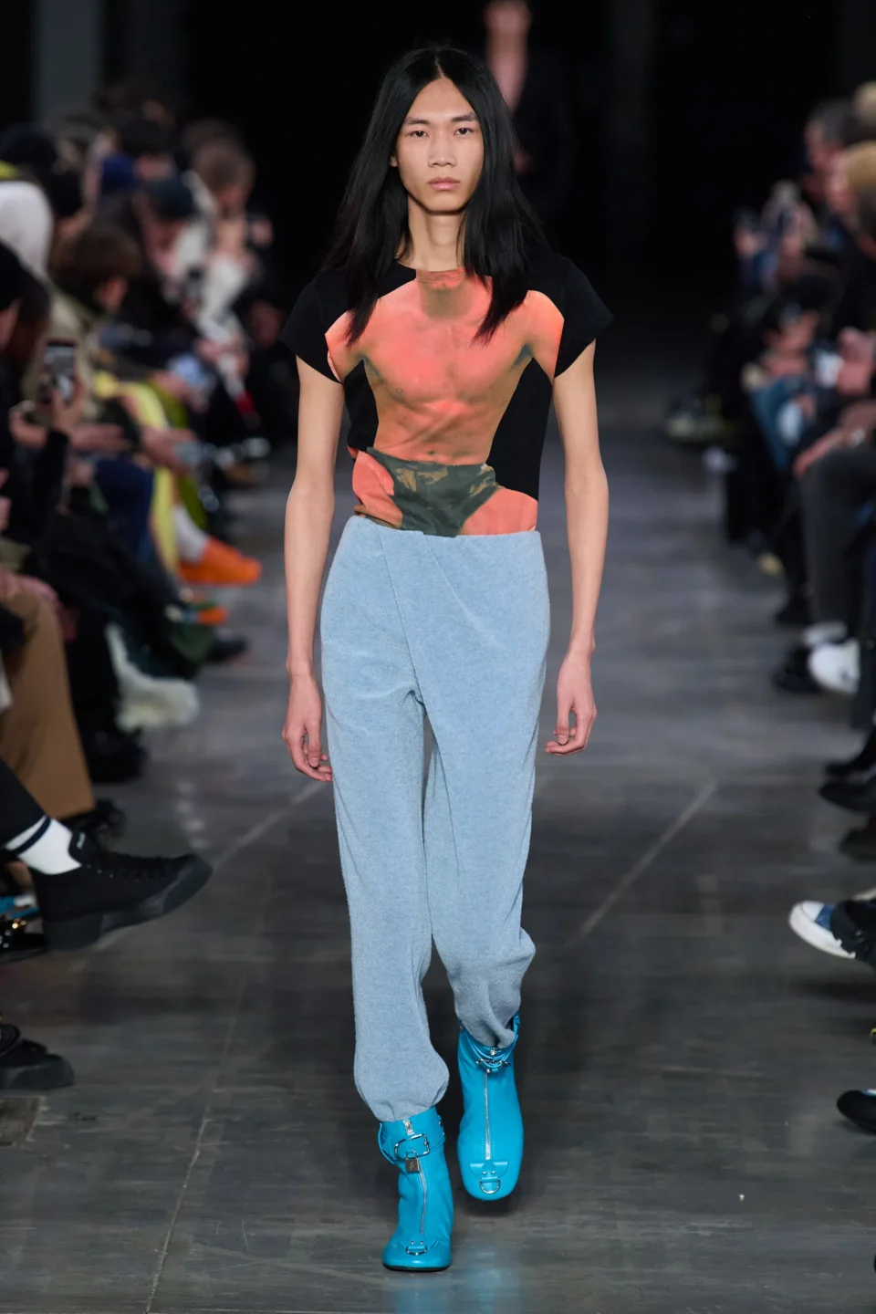 00020-jw-anderson-prefall-2023-credit-gorunway