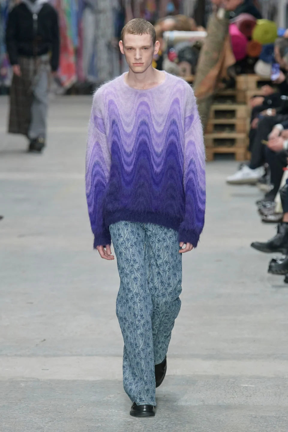 00021-etro-fall-2023-menswear-credit-gorunway