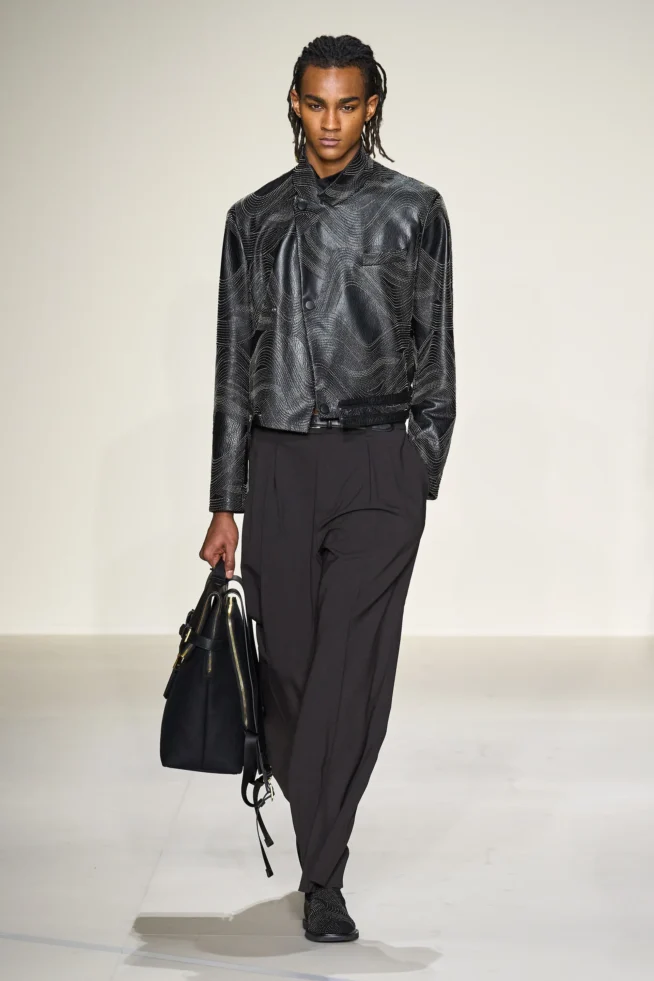 00022-emporio-armani-fall-2023-mens-credit-gorunway