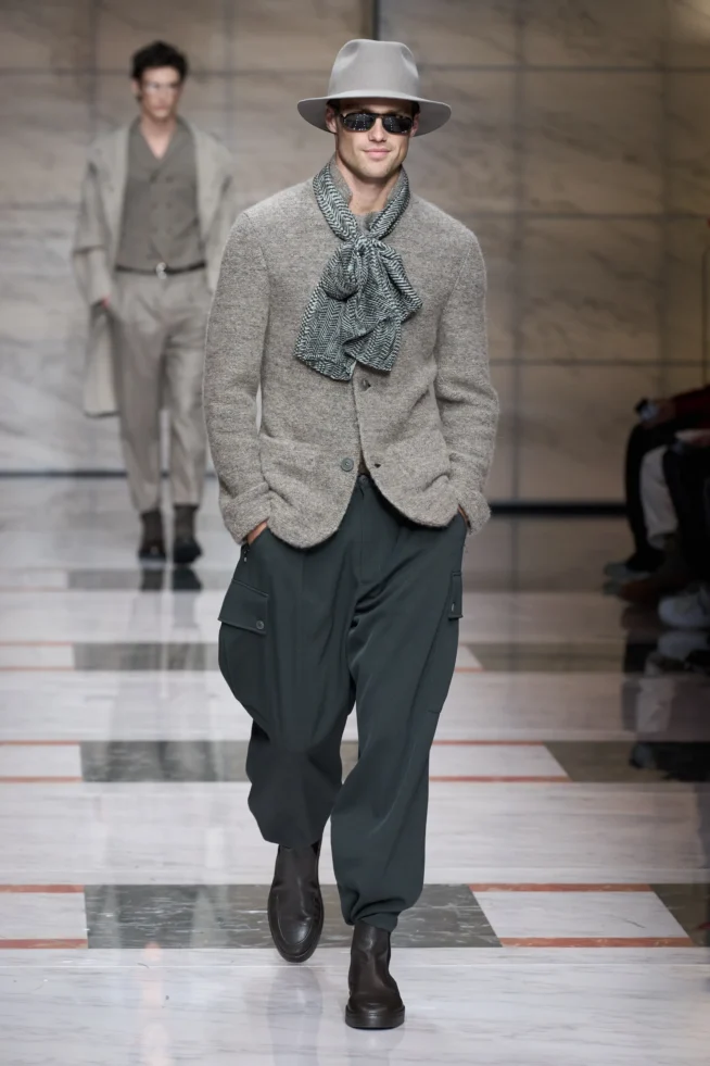 00022-giorgio-armani-fall-2023-menswear-credit-gorunway
