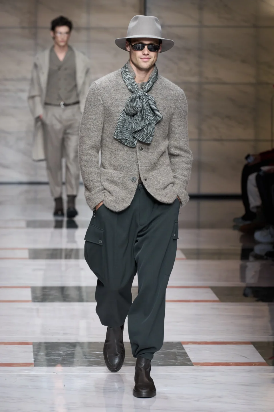 00022-giorgio-armani-fall-2023-menswear-credit-gorunway