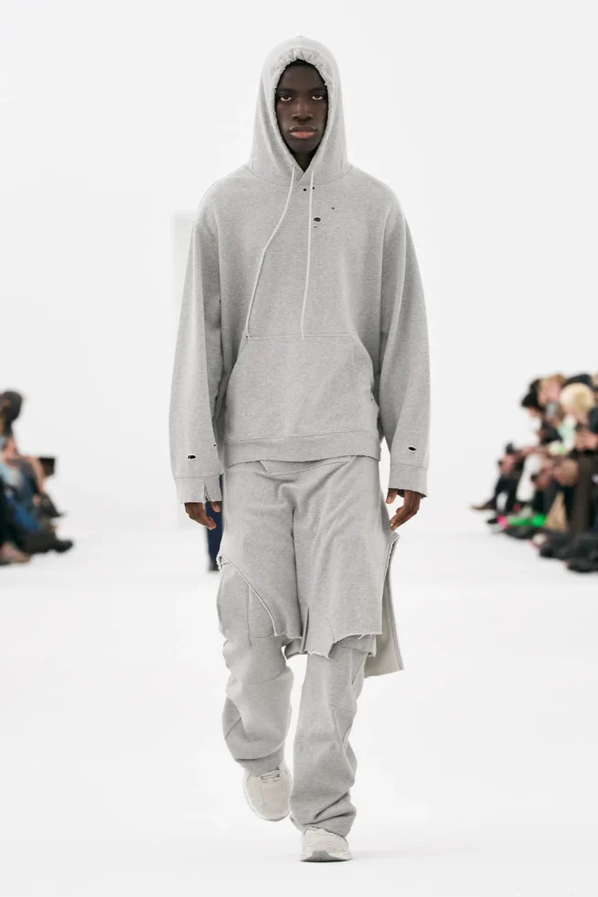 00023-givenchy-fall-2023-mens-credit-gorunway