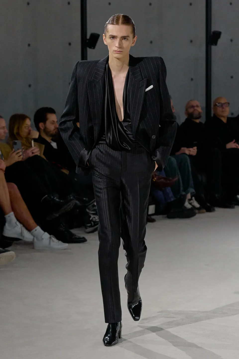 00023-saint-laurent-fall-2023-mens-credit-gorunway