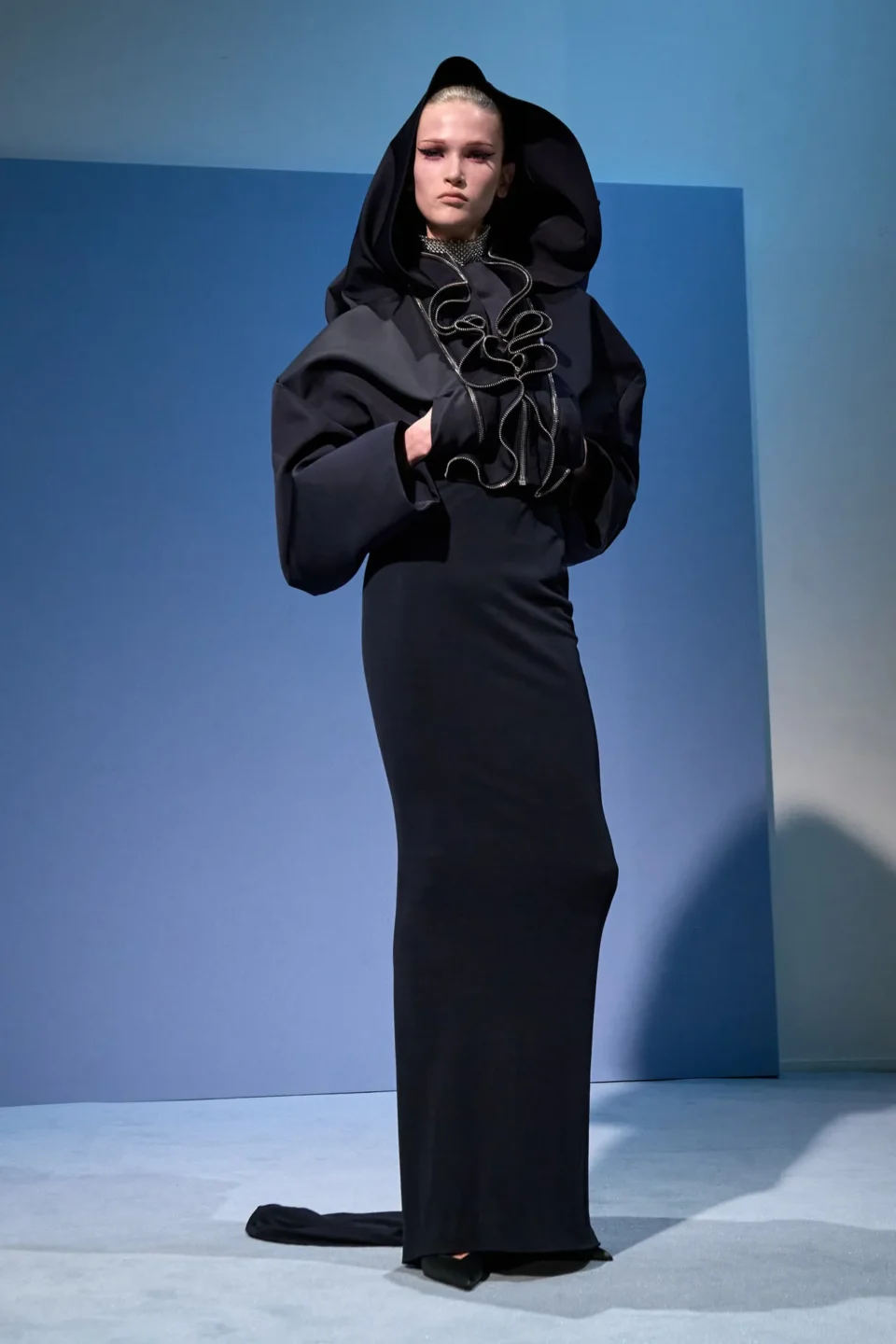 00024-jean-paul-gaultier-spring-2023-couture-gorunway