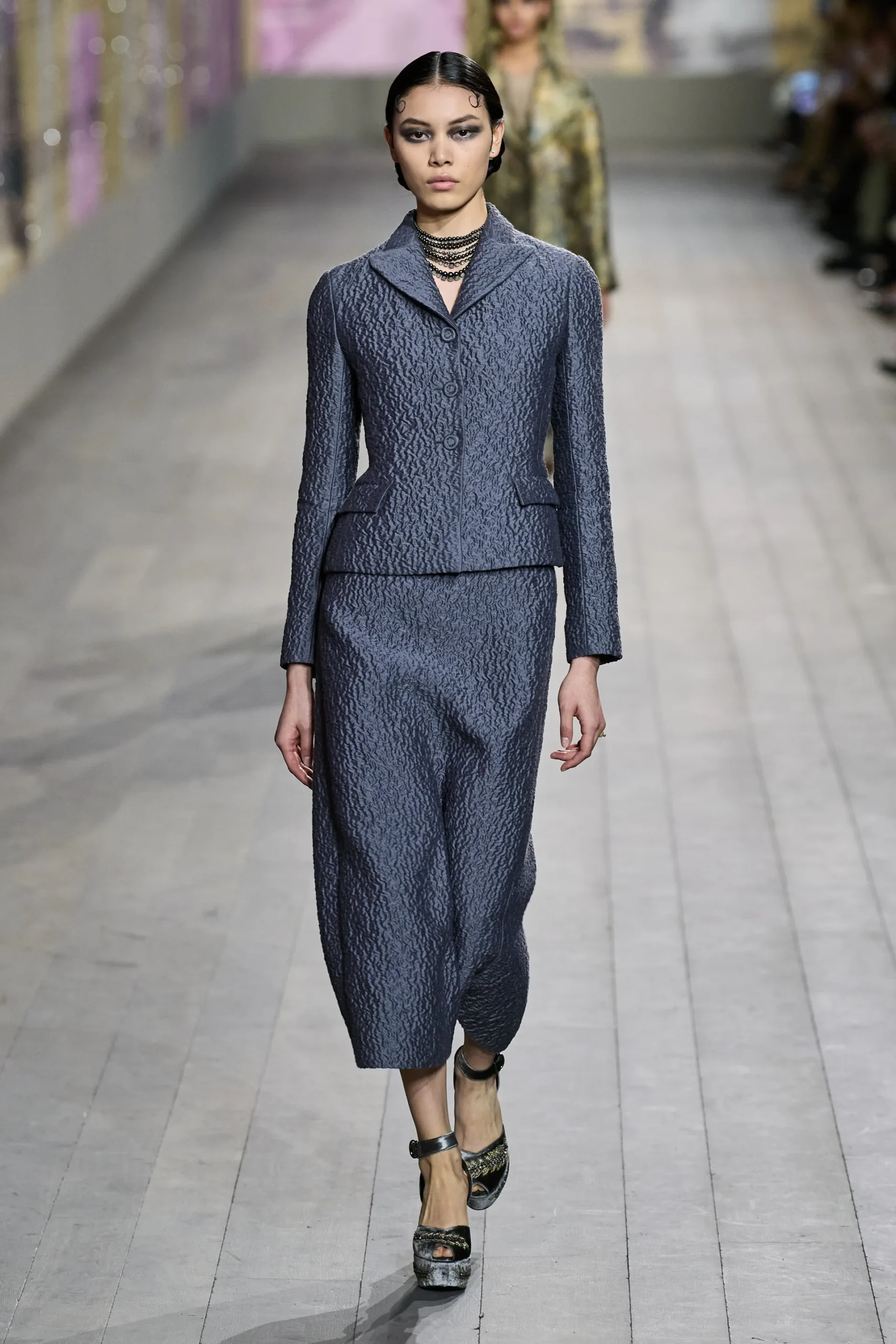 00025-christian-dior-spring-2023-couture-gorunway
